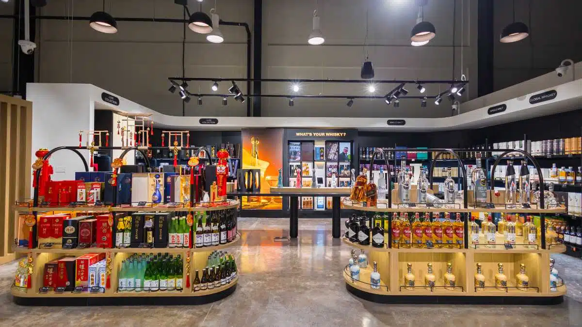 Liquor store African + Eastern a Dubai